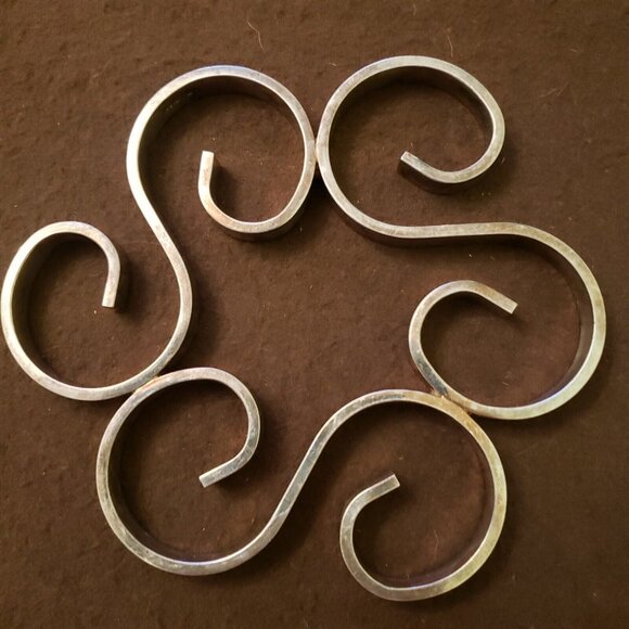 Vtg‎ Arabesque S pattern Silver Plate Trivet Fisher K4 Hallmark - Picture 3 of 7